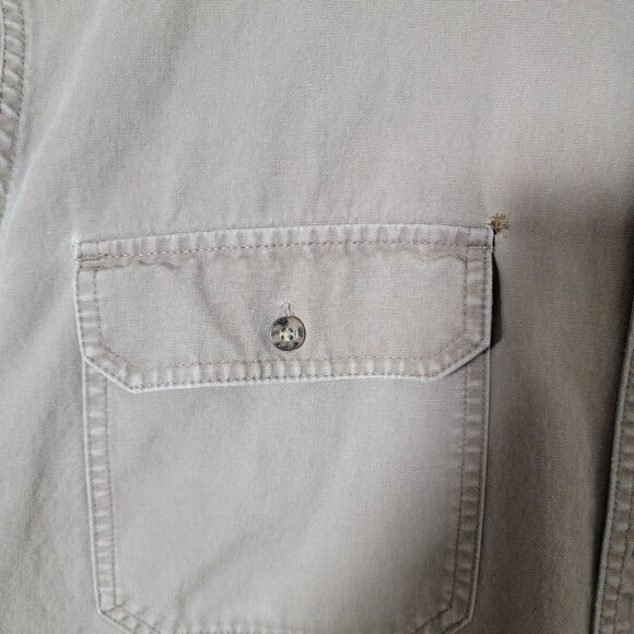 Cabelas Mens Shirt Sz L Button Down Short Sleeve Khaki Tan Classic Outdoor Wear - Picture 4 of 14